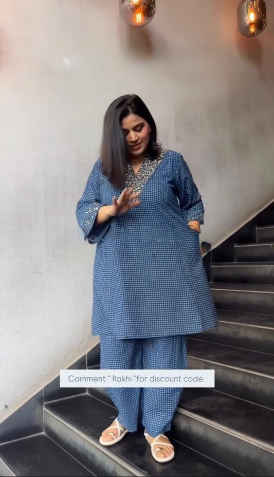 Zarna Women’s Blue Printed with hand Work Kurta With Farshi For Everyday.