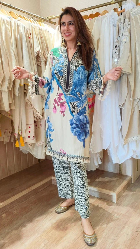 (Lowest price-ever ) Masaaba hand embrodairy floral print muslin cordset for women