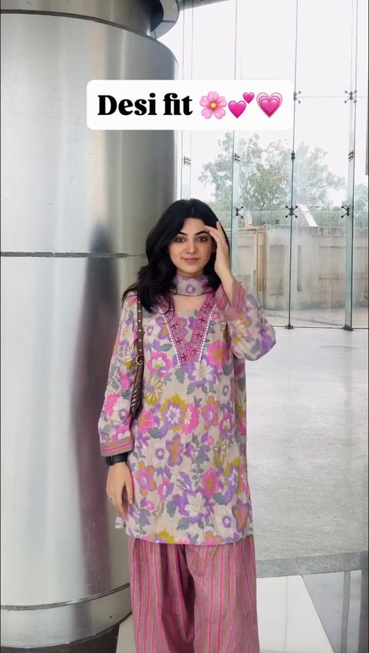 Zeya Floral Printed Kurta with Striped Farshi Palazzo & Dupatta Set.