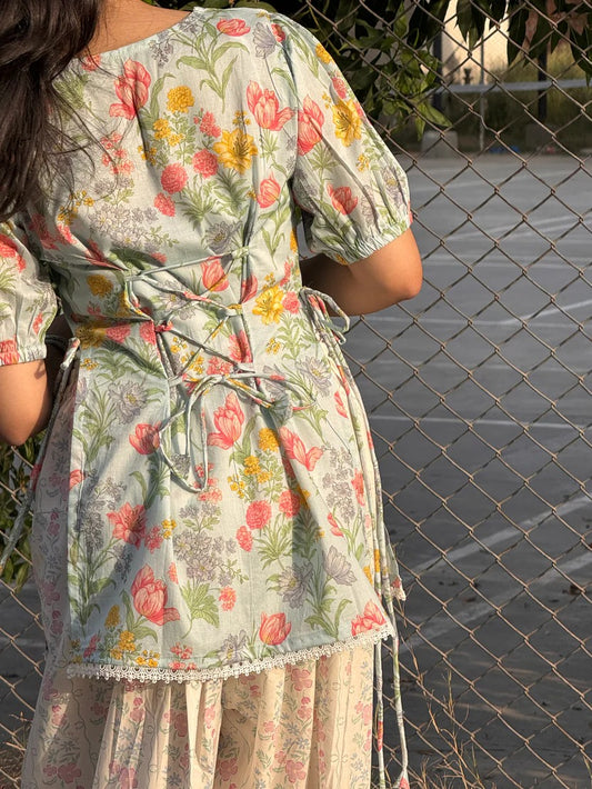 Lily Flower Printed Short Kurti With Flared Plazzo.