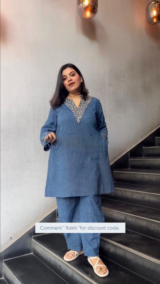 Zarna Women’s Blue Printed with hand Work Kurta With Farshi For Everyday.