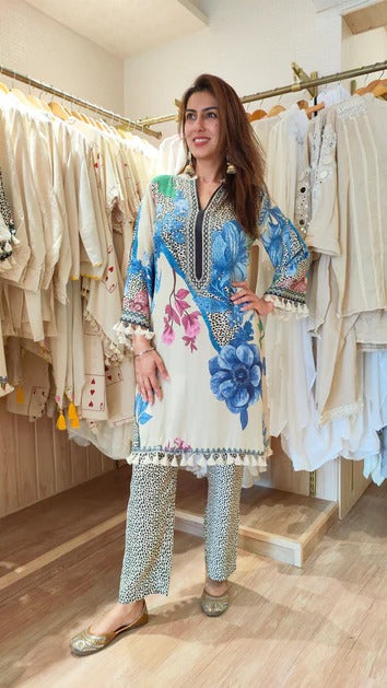 (Lowest price-ever ) Masaaba hand embrodairy floral print muslin cordset for women
