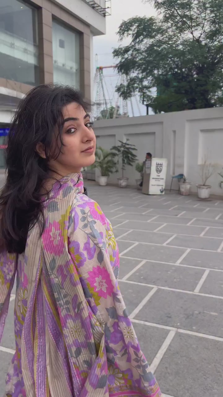 Zeya Floral Printed Kurta with Striped Farshi Palazzo & Dupatta Set.